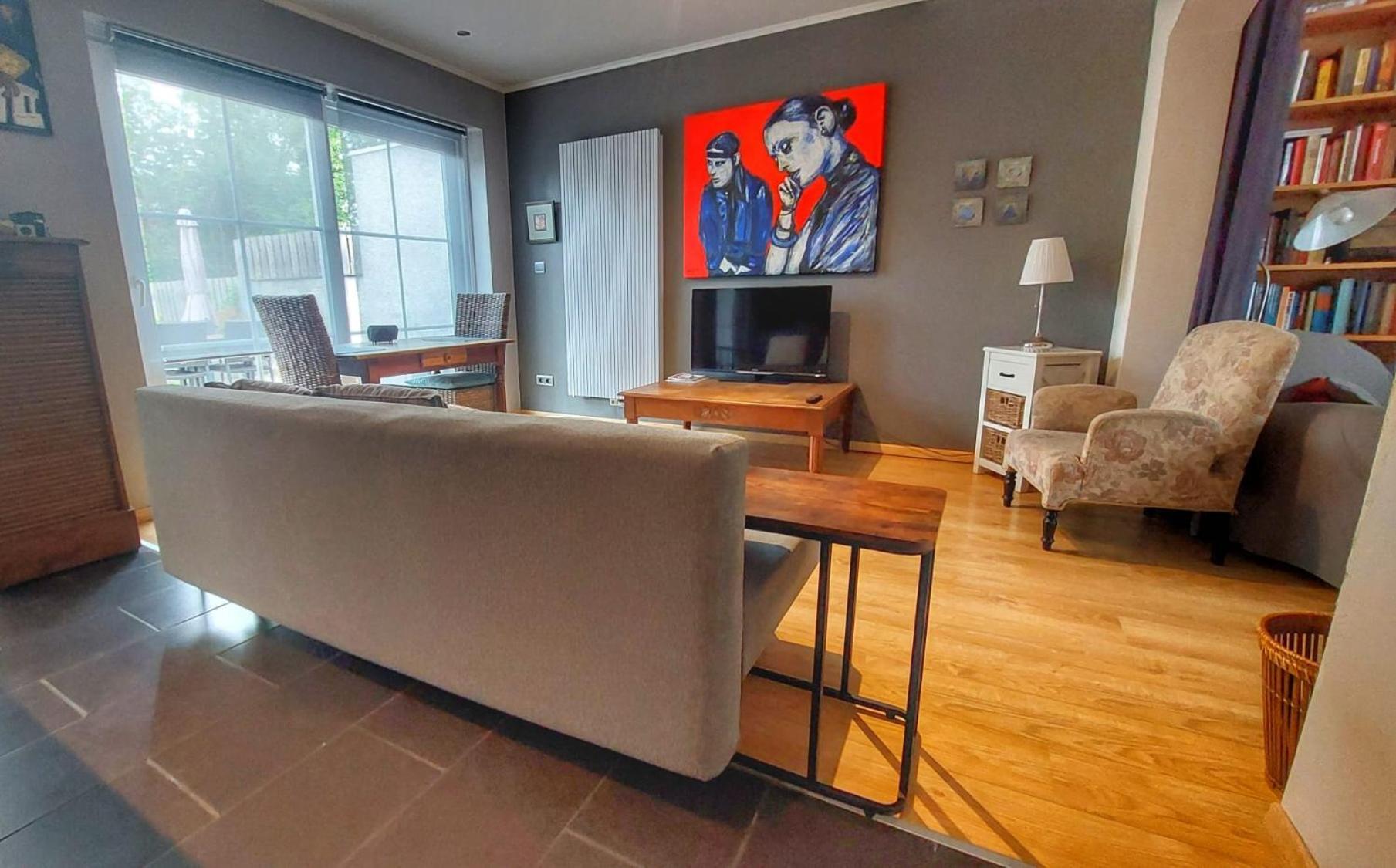 The White Door Apartment Алст Екстериор снимка